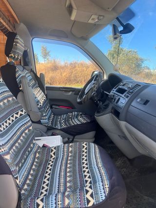 Volkswagen Transporter T5 2011