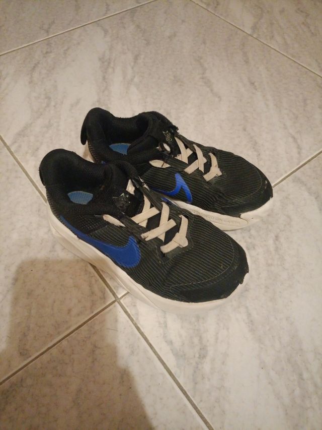 Zapatillas Nike niño 27