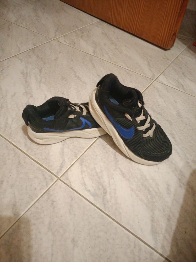 Zapatillas Nike niño 27