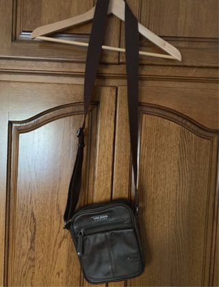 Bandolera hombre marrón