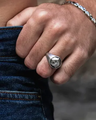 Anillo de Acero para Hombre