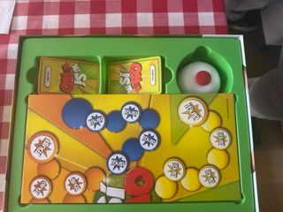 Juego de mesa ni si ni no