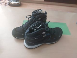 Botas de montaña Quechua impermeables T41