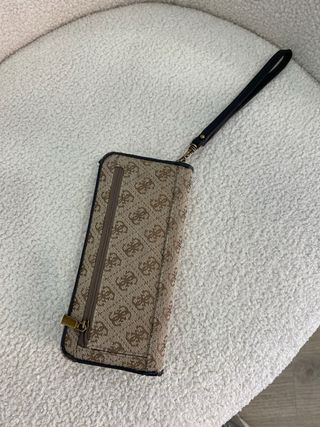 Cartera Guess Beige y Marrón