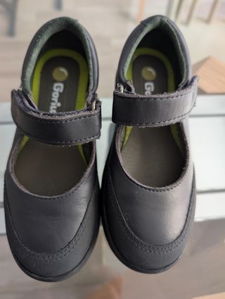 Zapatos colegiales azul marino Marca Gorila
