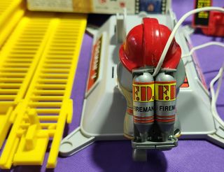 Bombero Fire Man V antiguo TPS Taiwan de LATA