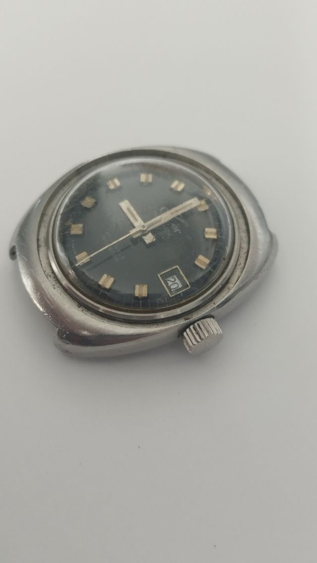 Reloj Clipper automático, funcionando.