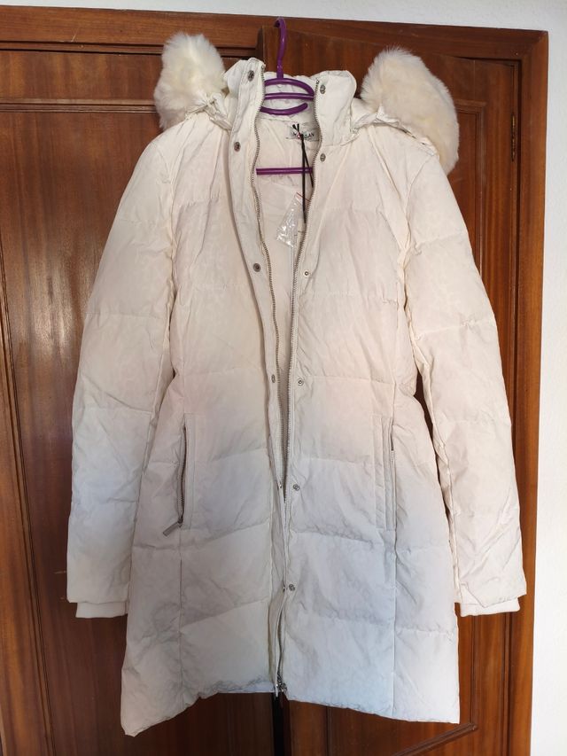 Abrigo blanco de Morgan