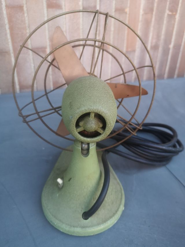 Ventilatore d'epoca funzionante