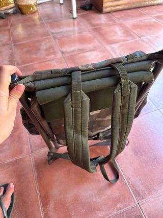 Mochila de caza con silla plegable