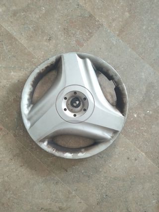 Tapacubos Nissan Almera Tino 15