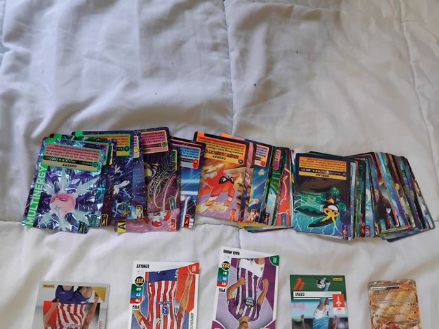 Cartas Fútbol, Pokémon y Nergys Variadas