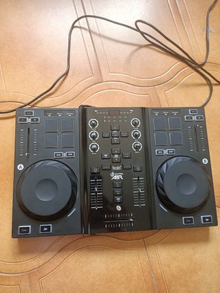 Mesa DJ Hercules Control Air Negra