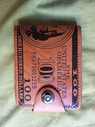Billetera de piel diseño billete 100 dólares