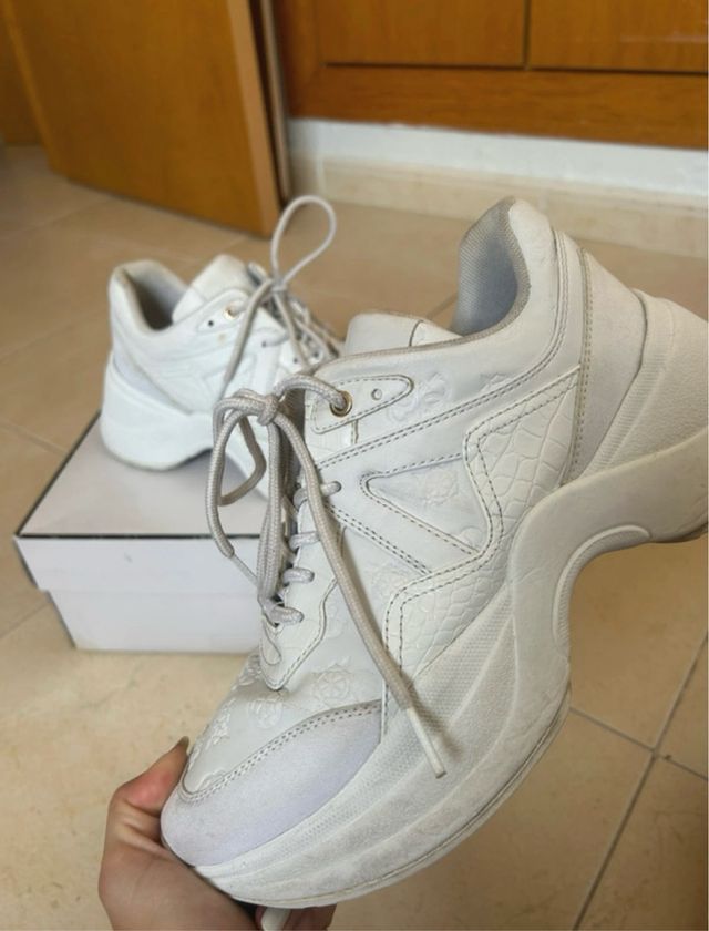 Zapatillas Guess Blancas
