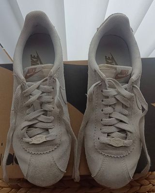 Zapatillas Nike Beige