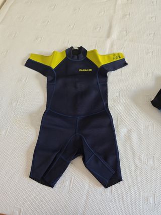 Neopreno niño natación OLAIAN talla 2-4