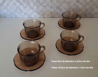 Juego 4 tazas y platos cristal marrón