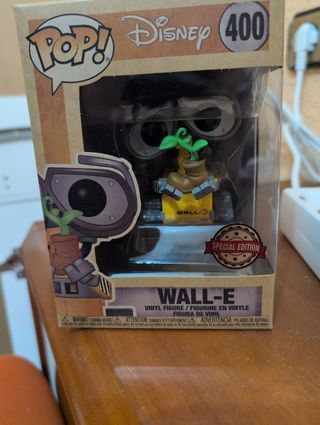 Funko Pop! Disney Wall-E Edición Especial 400