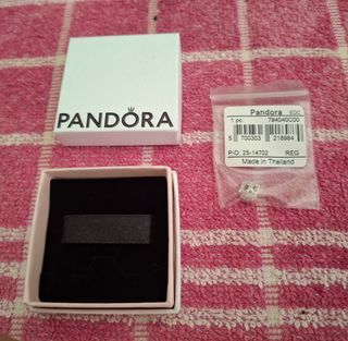 Charm mini plata de ley calavera textura pandora