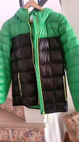 Plumífero Quechua Unisex Negro y Verde