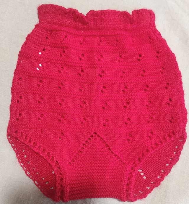 Culote de bebé ganchillo rojo