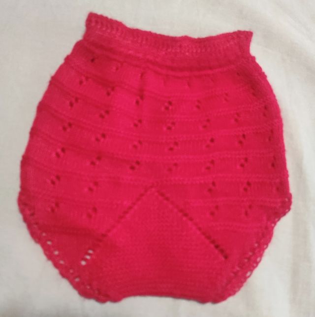 Culote de bebé ganchillo rojo