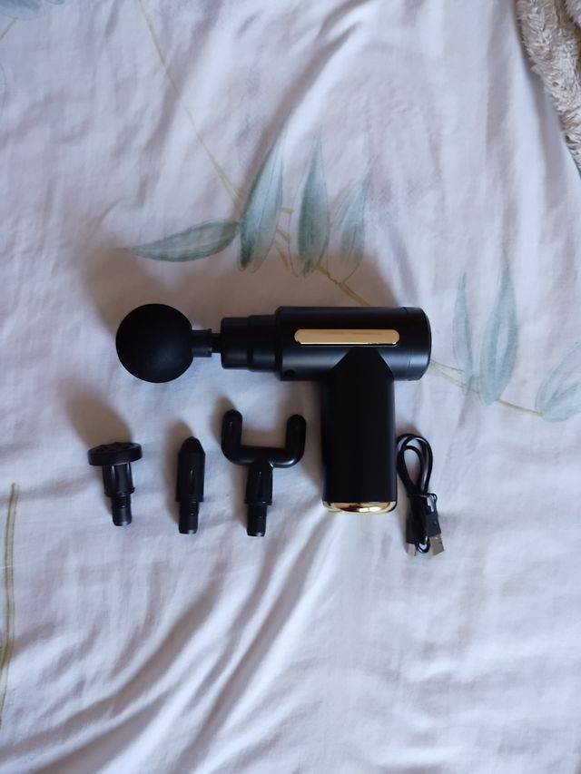 Pistola Masajeadora Massage Gun 4 Cabezales