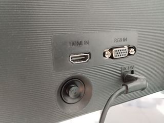 Monitor Samsung LED 22 SF350 HDMI