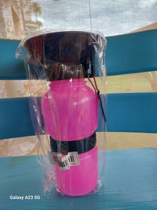 Borraccia per cani rosa e nera