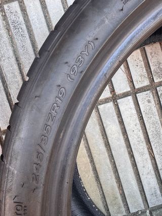 Neumáticos Verano Hankook S1 Evo 3 245/35/19