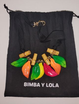 Collar Bimba y Lola - Diseño hojas de colores