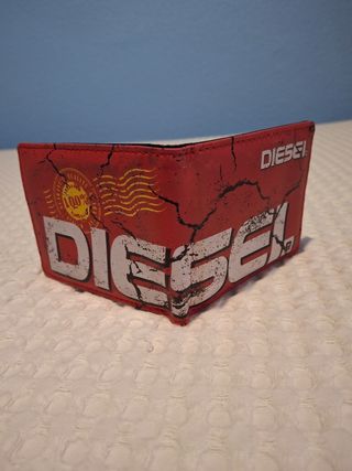 Cartera Diesel Roja