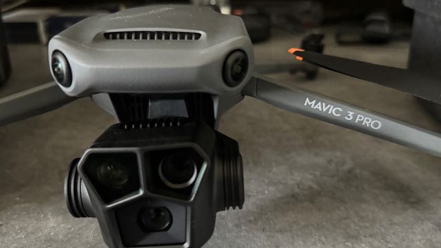DJI Mavic 3 Pro con Maletín