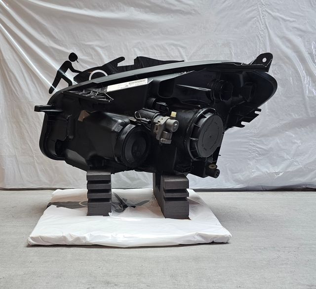 26010BR00B FARO DERECHO NISSAN QASHQAI (J10)