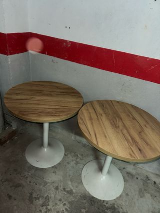 2 Mesas de Terraza Redondas a 20 cada una
