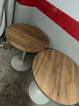 2 Mesas de Terraza Redondas a 20 cada una