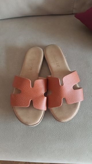 Zapatos de tacón transparentes beige