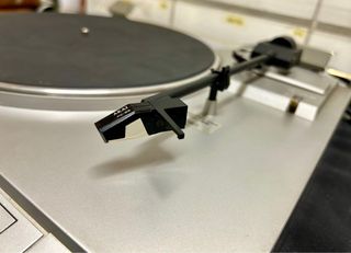Giradiscos Akai AP-A1 Semi-Automático
