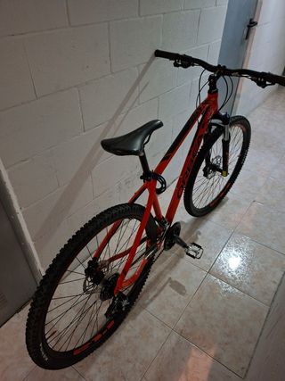 Bicicleta de Montaña Orbea Roja