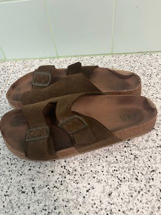 Sandalias Zara ante verde militar talla 41
