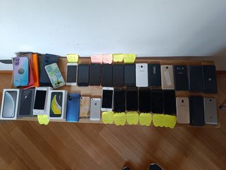 Lotto 25 smartphone iPhone Samsung Xiaomi ricambi