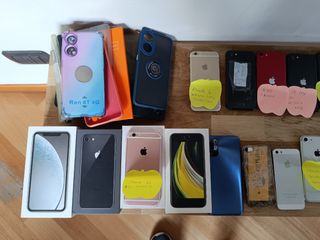 Lotto 25 smartphone iPhone Samsung Xiaomi ricambi