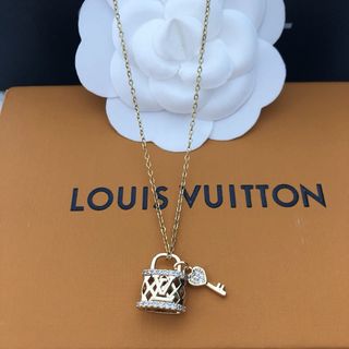 Collar Louis Vuitton Candado y Llave Oro