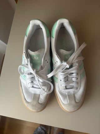 Adidas Samba Blancas y Verdes