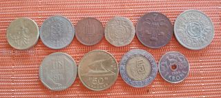 1- 10 monedas: 6 Reino Unido y 4 varias
