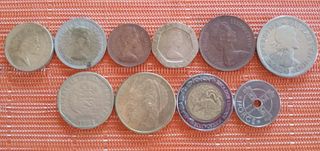 1- 10 monedas: 6 Reino Unido y 4 varias
