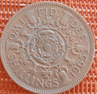 1- 10 monedas: 6 Reino Unido y 4 varias