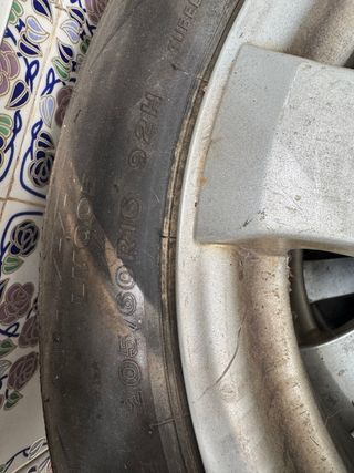 Neumático 205/60 R16 92H