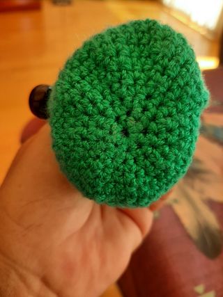 Mini mochila de ganchillo hecho a mano. 